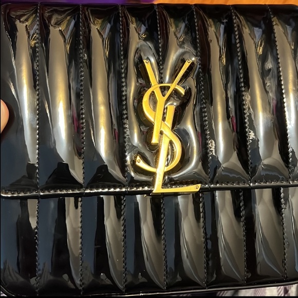 YSL Vicky crossbody bag Versatile and also works as small handbag - Picture 3 of 11